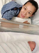 40岁“孔慈”二胎得子，称顺产只用6分钟，后悔生第一胎时剖腹产