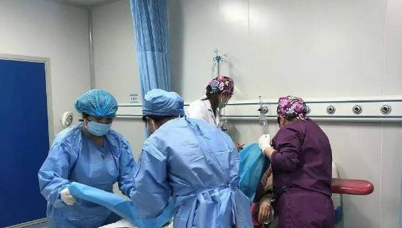 顺产那么疼，为何不干脆直接剖腹产？这些顺产的“误区”，别忽视
