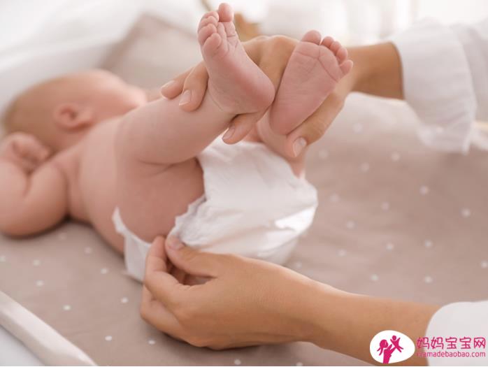 初乳怎么挤？吃到退奶食物怎么办？产后黄金哺乳期该掌握的10个母乳哺喂事项