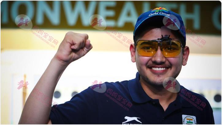 Anish Bhanwala、Rhythm Sangwan 在 25m 速射手枪混合团体赛中获得铜牌