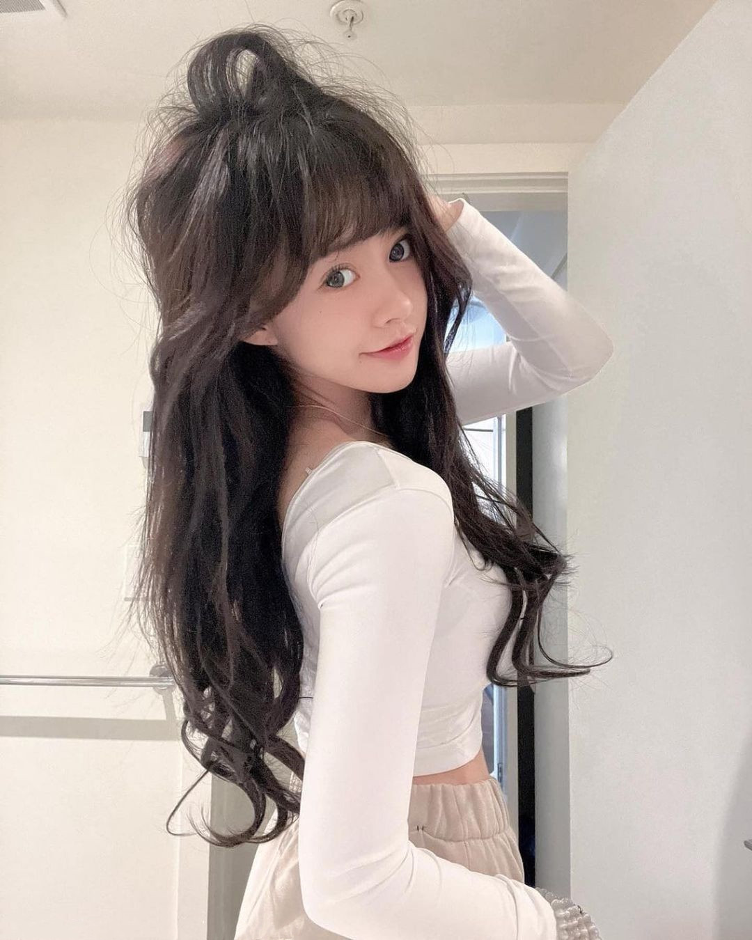 大眼甜心正妹「沙滩秀比基尼」樱桃 雪白肌肤＋浑圆美乳让人好心动！
