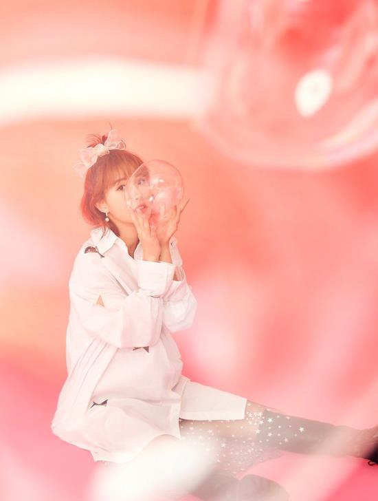 粿粿孕妇写真曝光如青春少女！打造梦幻奶茶色婴儿房