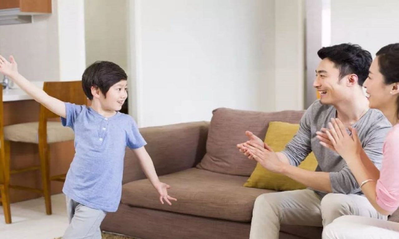 让孩子爱上做家务（家庭教育非常重视）