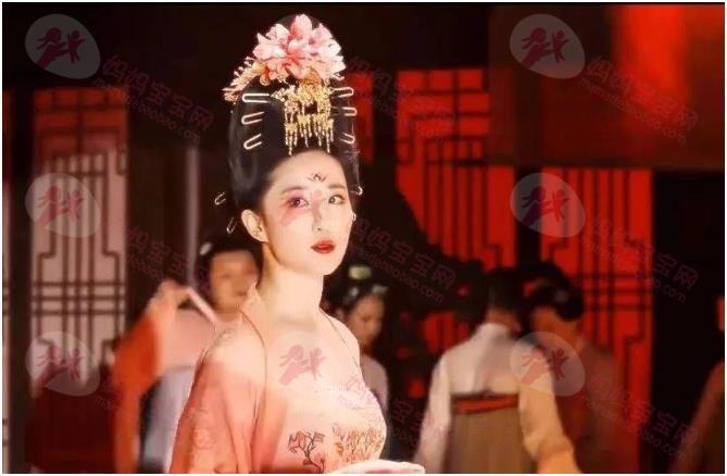 TWININGS唐宁茶x万丽轩以《梦华录》为灵感推花月宴套餐！