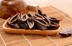槟榔：食用过量，不仅损害口腔健康，还可能致癌