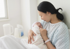 解密婴儿夜间哭闹之谜：长尾关键词揭示宝宝哭泣的5大原因