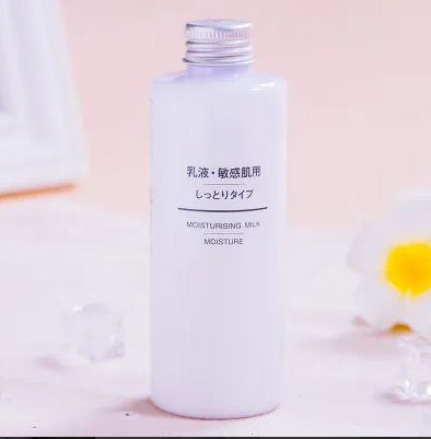 专属宝宝的草本乳液，帮妳保护小宝贝的私密肌肤。