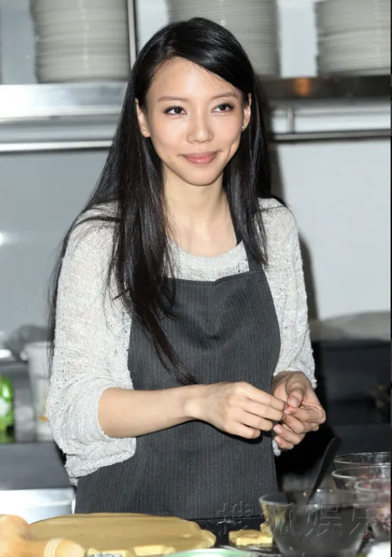 李靓蕾硬起来变蕾神  柯以柔「别当妈妈塑胶做的」