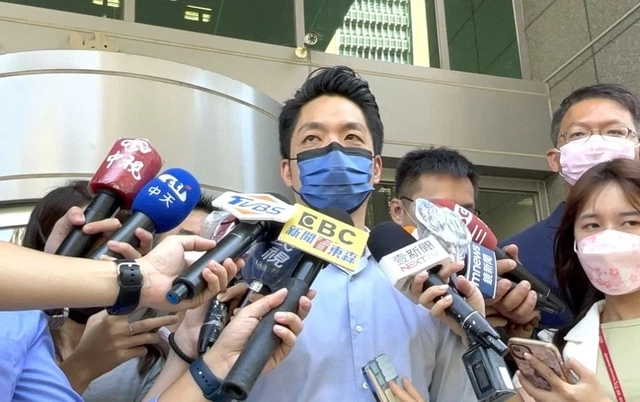 黄义交坠楼逝世　周玉蔻突曝私讯揭昨晚动向