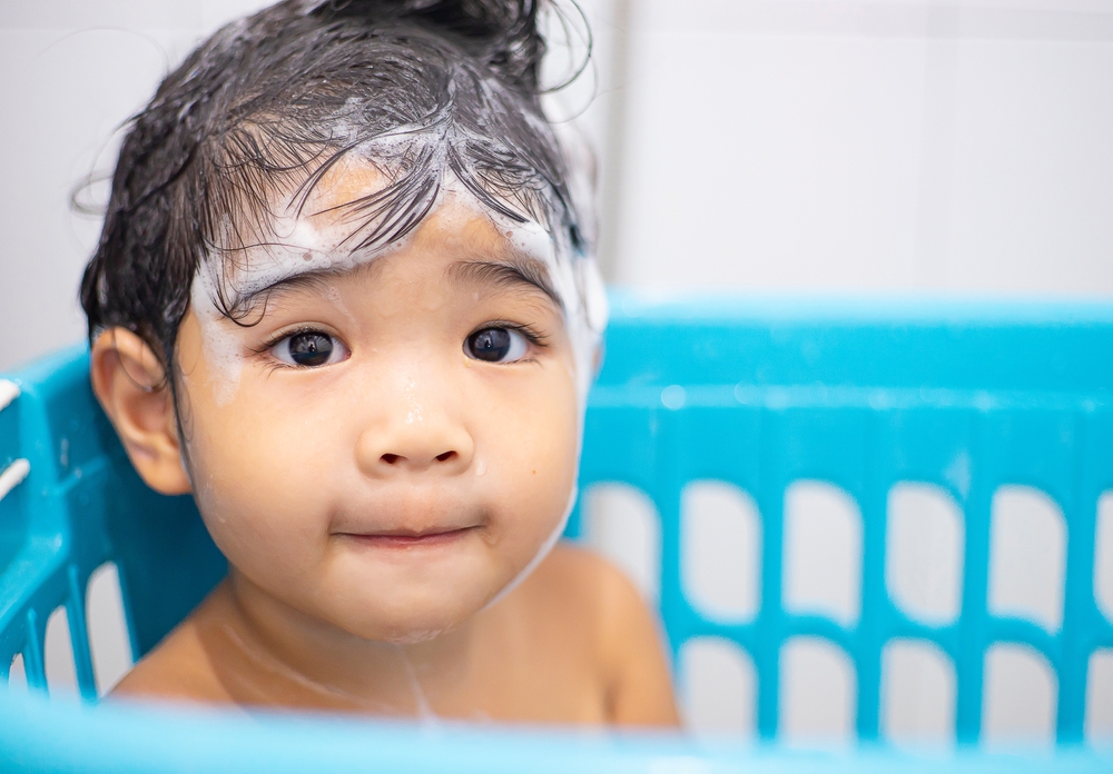 孩子有病毒发烧可以洗澡吗?如何为孩子洗澡