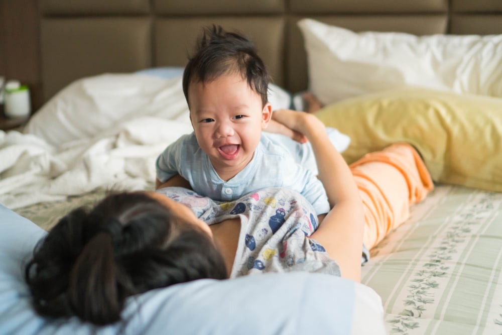 宝宝趴着没事吗?如何帮助宝宝舒适地躺在肚子上