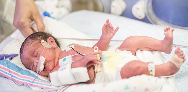28周早产儿能养吗?母亲的担忧