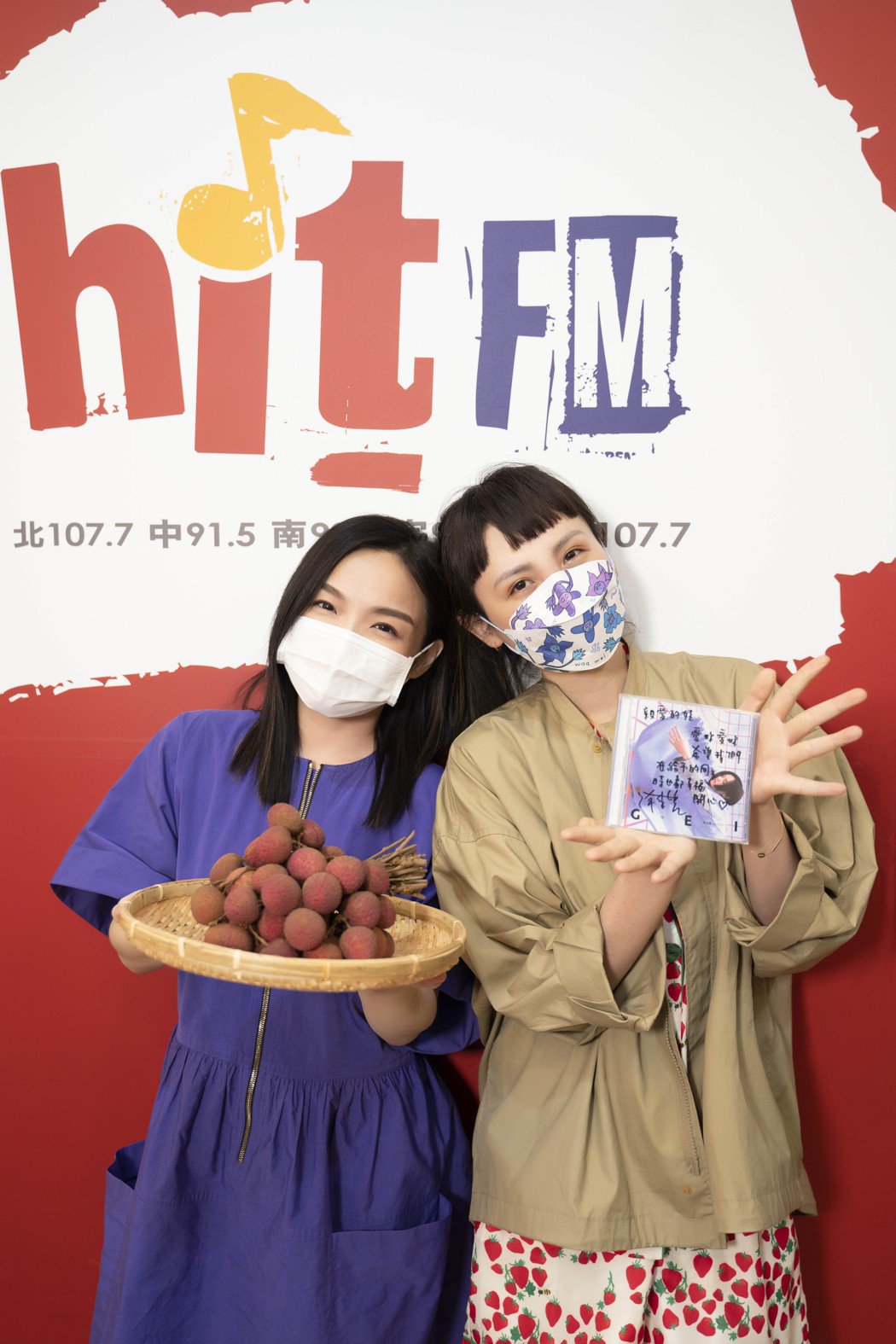 魏如萱送荔枝 祝徐佳莹新作「超给力」