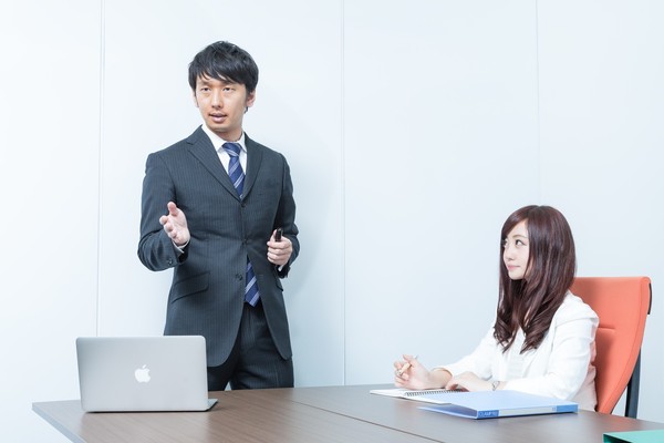 喜欢上同事要告白吗？　3件事先想清楚