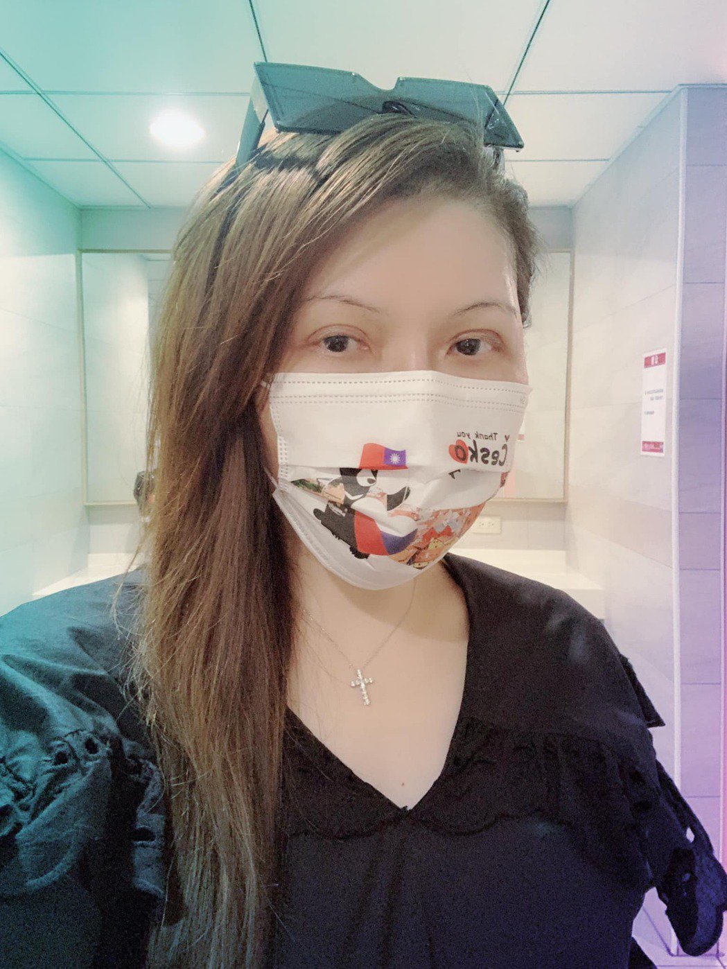 战神主播卸妆了！张雅琴曝素颜照 网惊：以为是蔡少芬