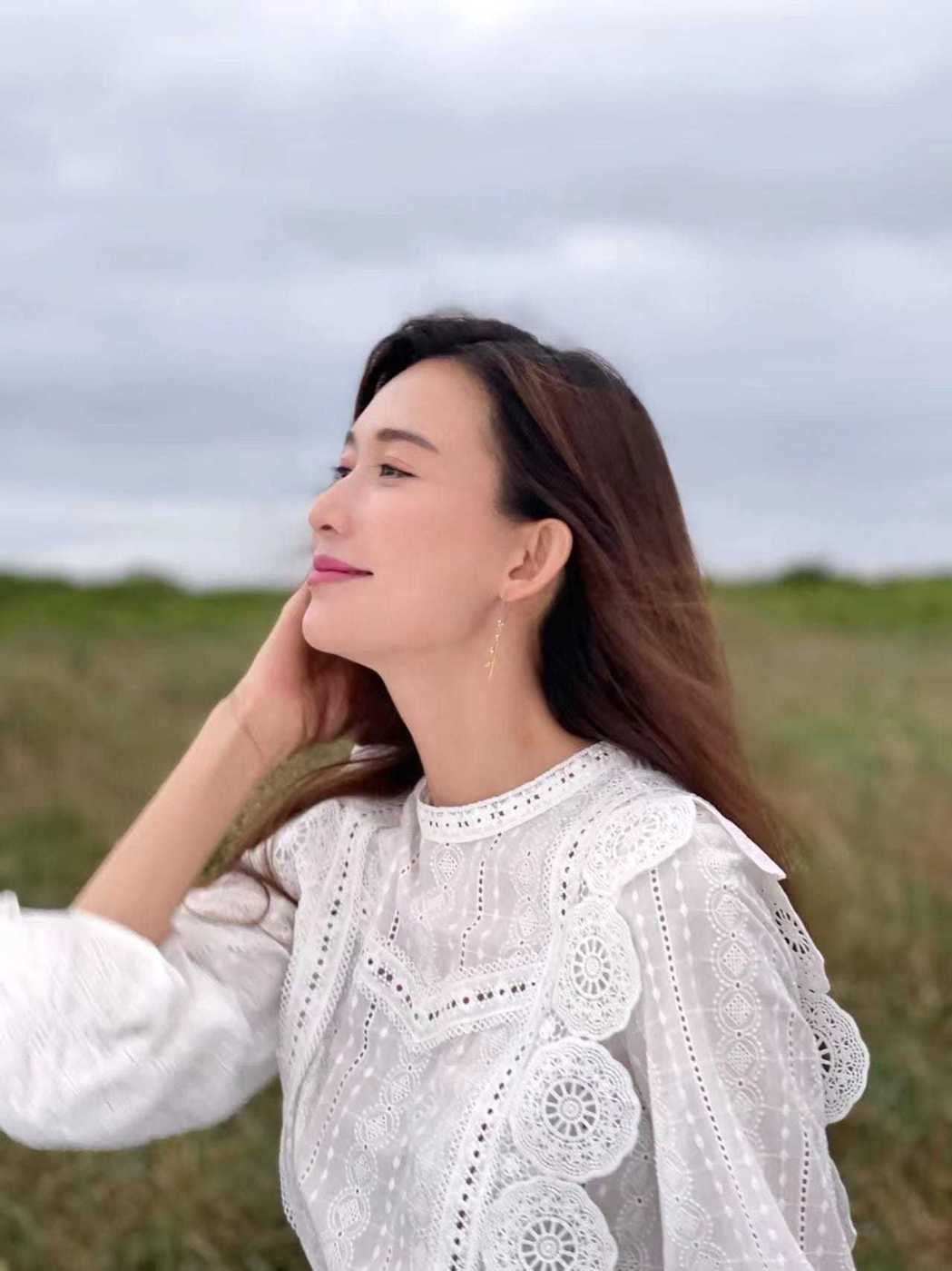 与AKIRA婚前情书靠男闺密翻译　林志玲揭婚后超闪夫妻生活