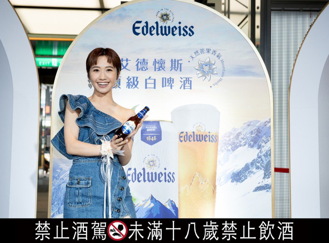感情状态成谜销魂美女Lulu回应藏玄机「没办法给个说法」