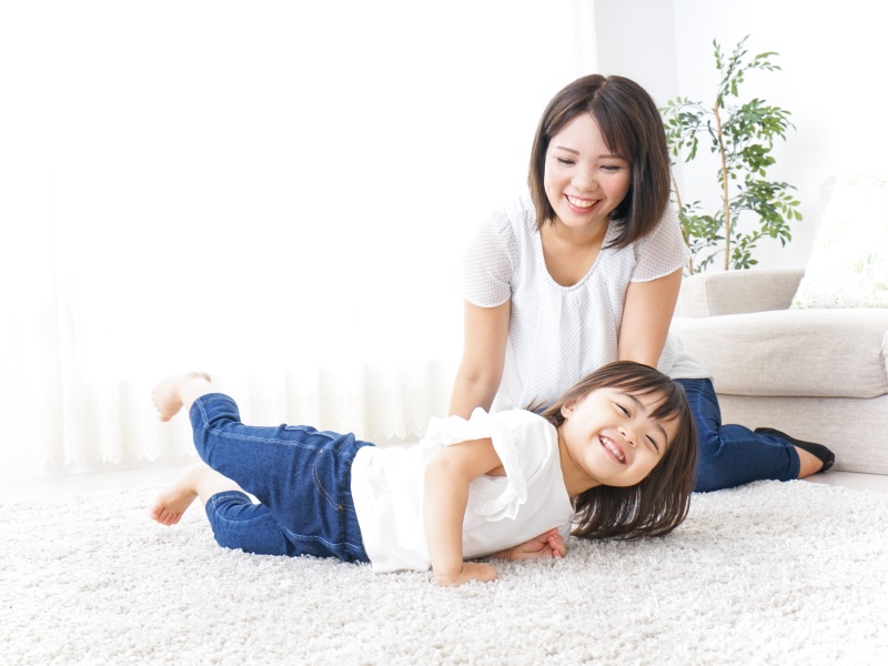 10月教养热门文章TOP5，从女儿的日常互动发现：孩子才是父母的人生导师！