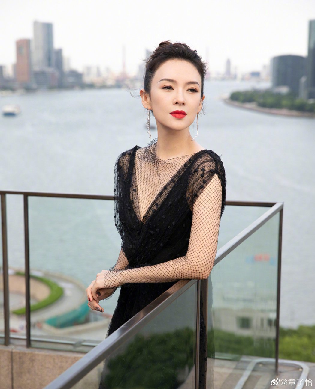 怕成下个邓伦？章子怡、黄晓明爆集体注销个人工作室