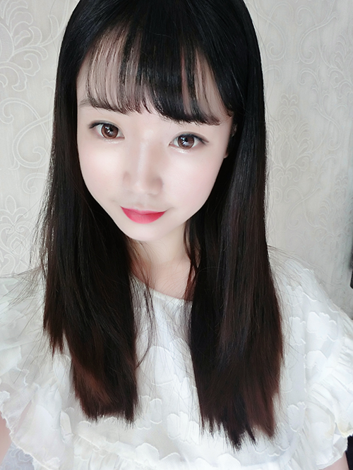 想要肤白貌美 画红唇妆就可以