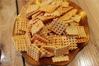 怀孕能吃锅巴吗?孕妇可以吃锅巴吗?孕妇吃什么零食好