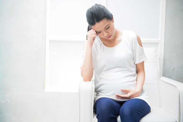 新生儿双腿透明！这些东西孕妈们千万别碰！