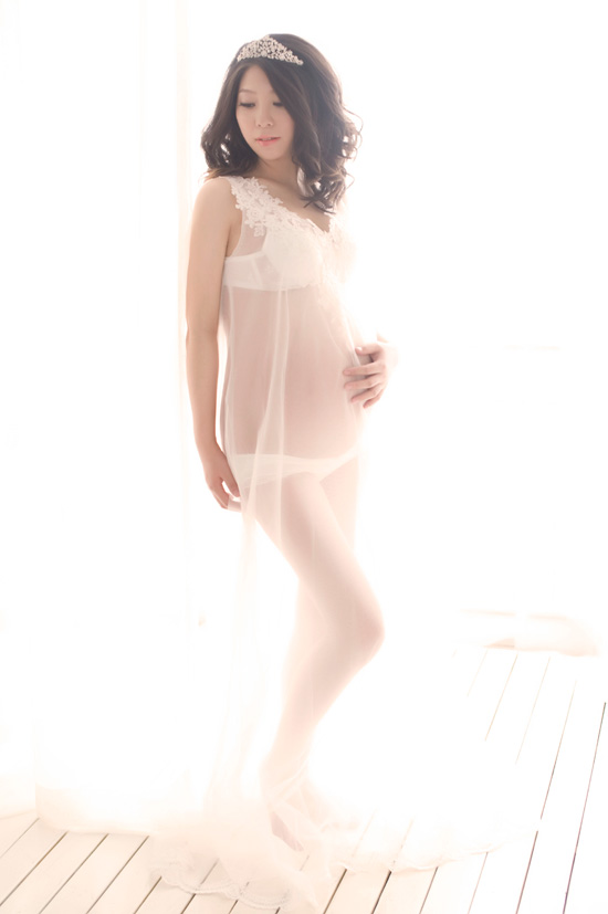 似邓紫G.E.M.唯美孕妈妈孕妇照写真