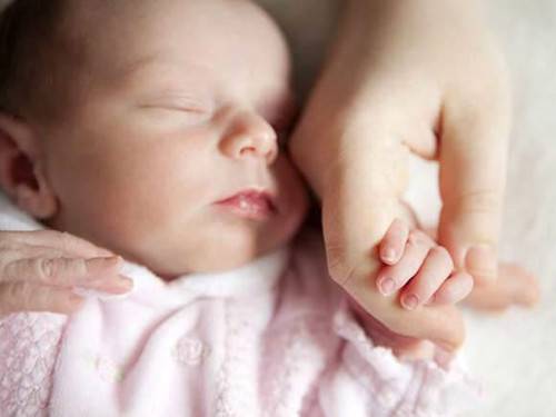 孕妈出现这几种情况 一定要立即停止母乳喂养