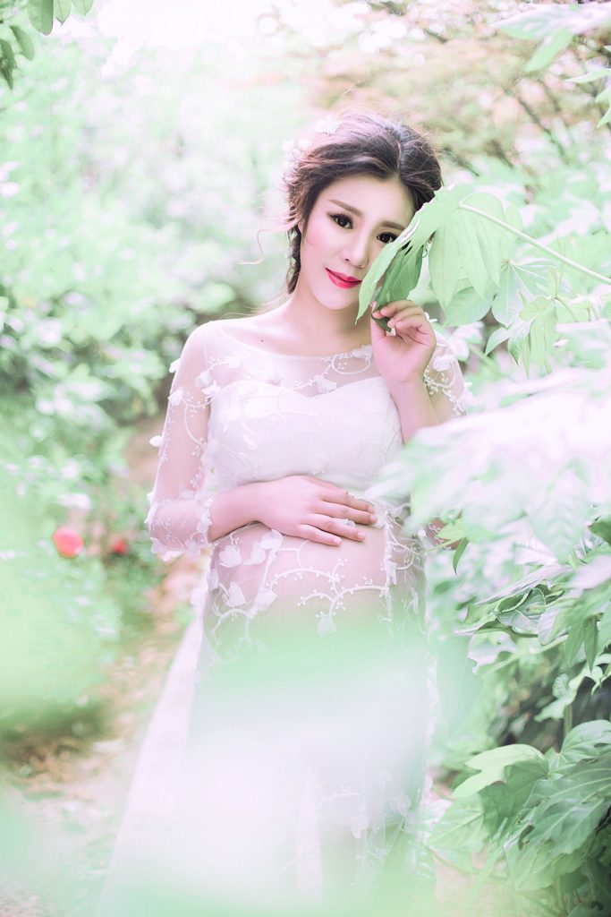 小清新美女怀孕照写真