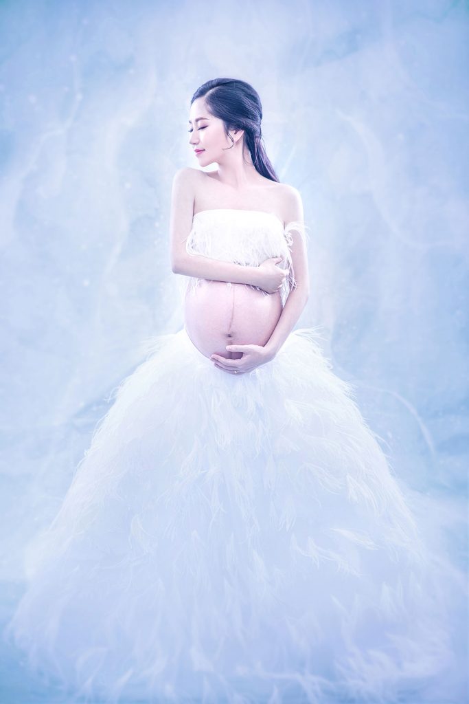 白天鹅清纯唯美孕妇写真摄影