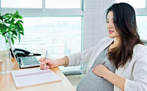要想宝宝出生不伴有胎毒 妈妈要怎么做