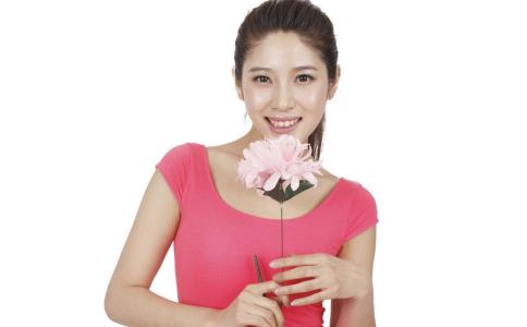 乳房有硬块不都是疾病造成的 女人别害怕
