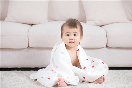 小孩剪脚指甲的正确方法 小孩避免甲沟炎的正确剪指甲方法