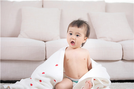 小孩剪脚指甲的正确方法 小孩避免甲沟炎的正确剪指甲方法
