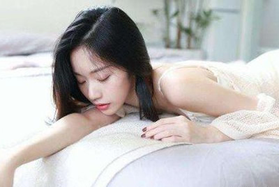 第一次血多吗？女性第一次出血什么样子的