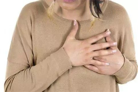 女人乳房痛的原因不仅仅是癌症