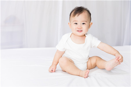 小孩包茎怎么翻手法图