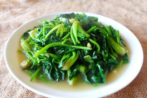 产后坐月子吃什么？13道经典的月子餐食谱