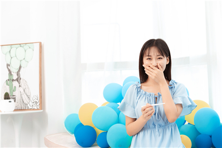 大姨妈推迟几天才能用验孕棒