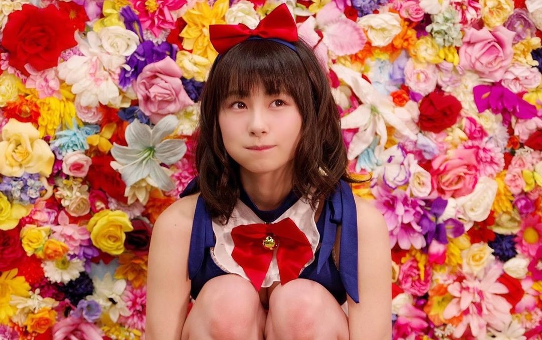除了写真作品表现出色，桜木美凉的个人IG也相当有看头，尽管风格大部分以小清新为主，但偶尔还是会有性感解放「浑圆北半球」，乳香四溢的画面，让人又被萌到又被辣到，多重好滋味让人百看不腻啊！
