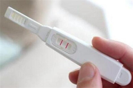 揭秘女性验孕棒一深一浅是怀孕了吗