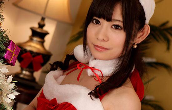 千野久留美（千野くるみ）个人资料：千野久留美，女演员，身高148cm，以前用过的名字有百瀬くるみ，1999年3月30日出生于山口县，平常还喜欢卡拉OK、料理等