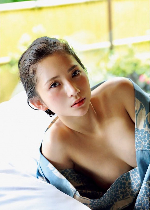 《街山美穗》拍摄系列大尺度全阵的写真