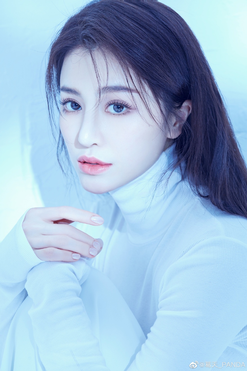 刘翔前妻晒美照气质清冷 双眸勾人嘴唇性感又纯又欲