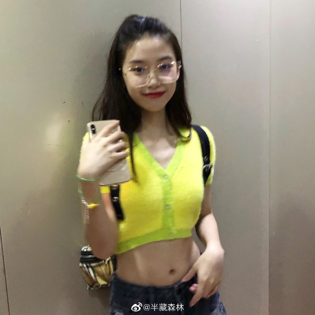 半藏森林清纯照