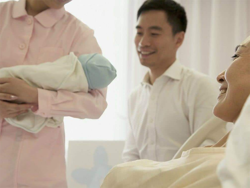 问下男士们,你媳妇在产房生孩子时,等在外面的你是怎样的心情?