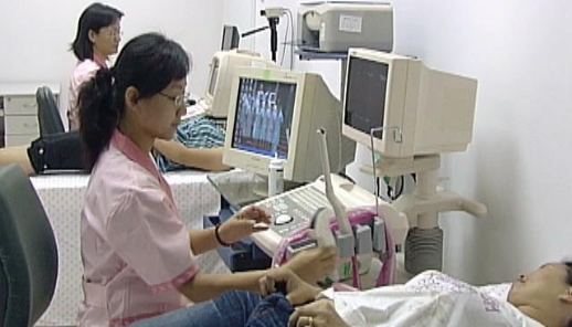想知道准妈妈腹中是公主还是王子,这几个不同或许可以助你判断