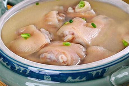 女人气血不足的食谱推荐