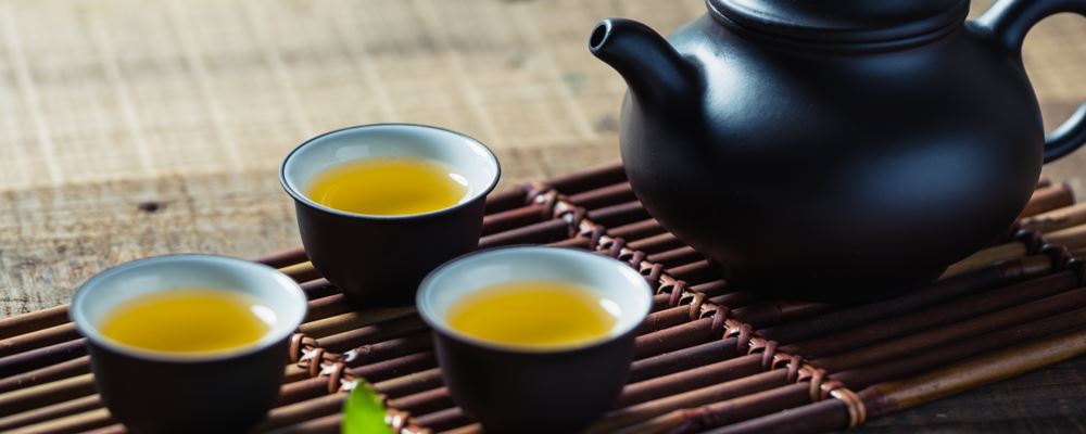 来例假喝绿茶有危害吗 例假期间保健要注意这几点