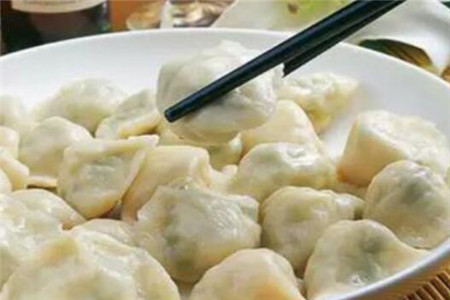 冬至为何总要吃饺子 冬至吃饺子的由来